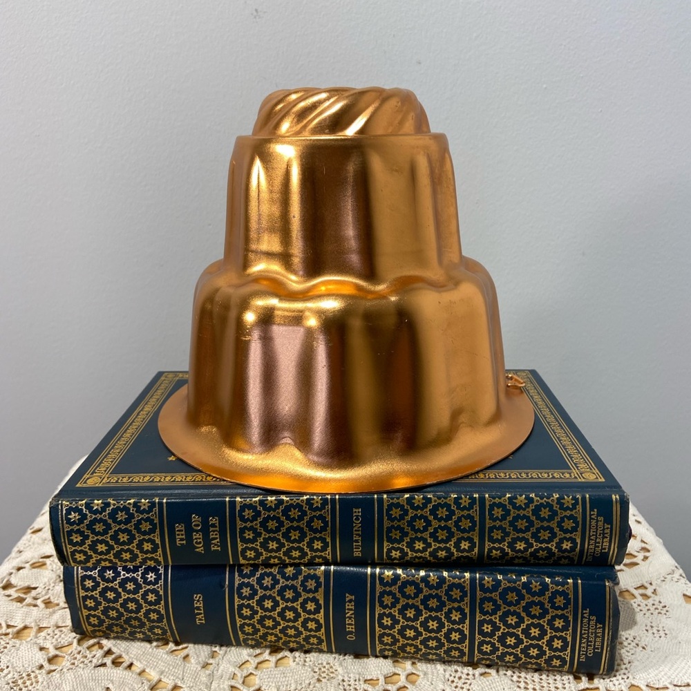 Mirro 6 Cup 3 Tier Copper Mold